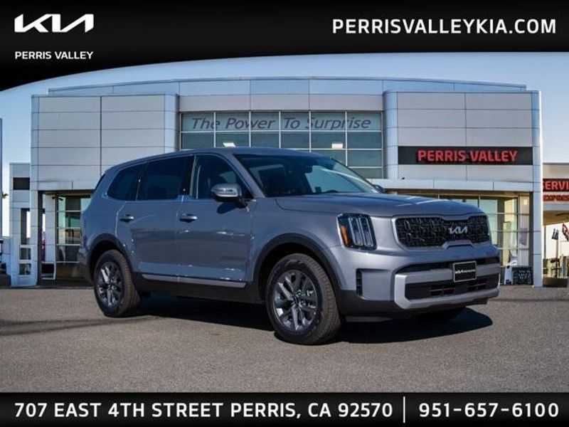 New 2025 Kia Telluride LXImage 1