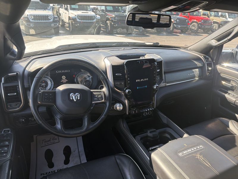 Used 2020 RAM 2500 LimitedImage 17