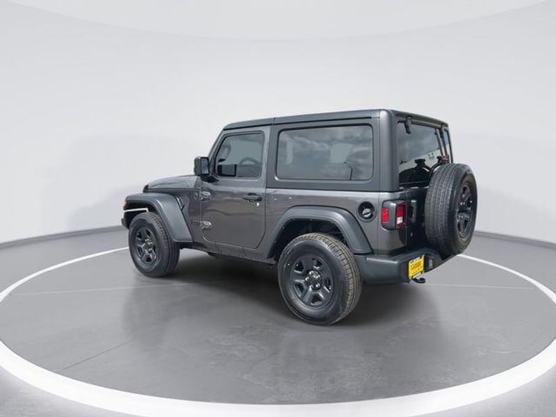 Used 2023 Jeep Wrangler SportImage 6