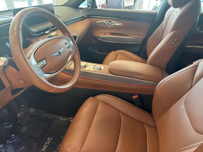 2023 Genesis GV70 2.5T