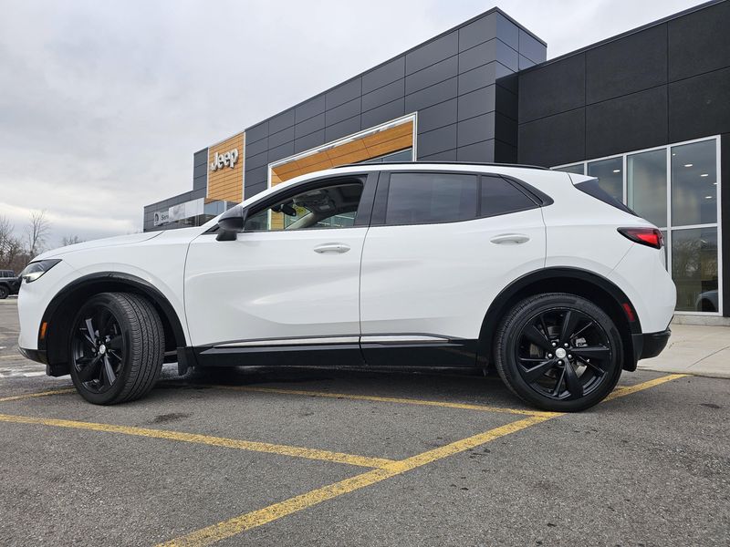 Used 2021 Buick Envision EssenceImage 8