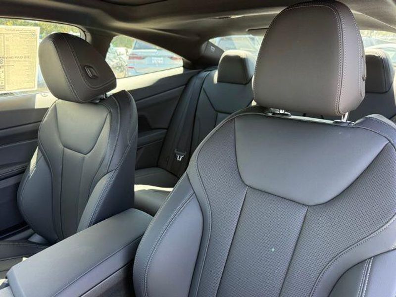 New 2026 BMW 4 Series M440iImage 19