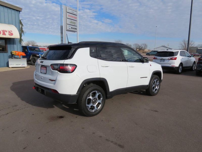 2022 Jeep Compass Trailhawk 4x4 4dr SUVImage 4