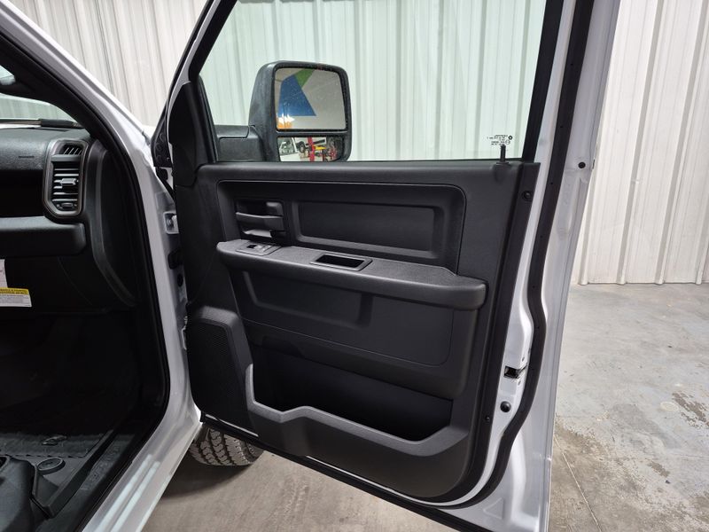 New 2025 RAM 2500 Tradesman Crew Cab 4x4 6