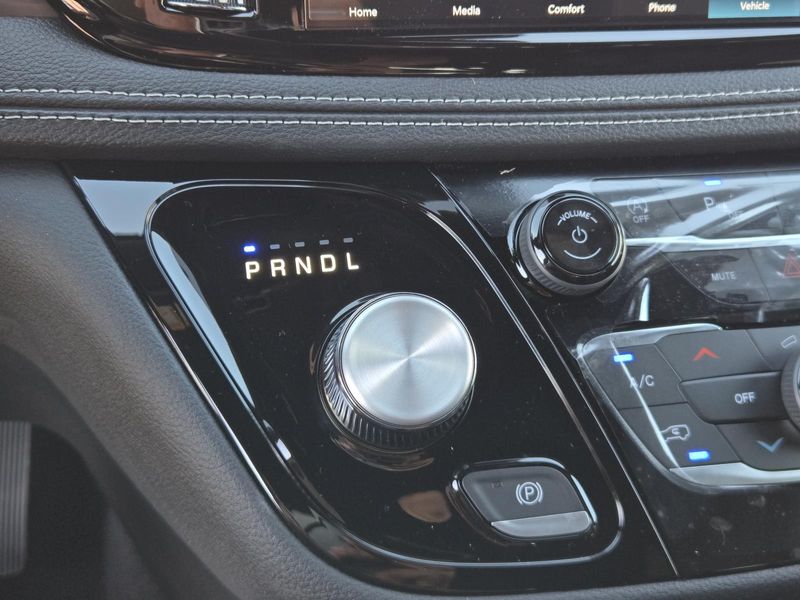 New 2026 Chrysler Pacifica Select FWD