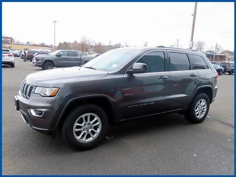 2020 Jeep Grand Cherokee Laredo EImage 1