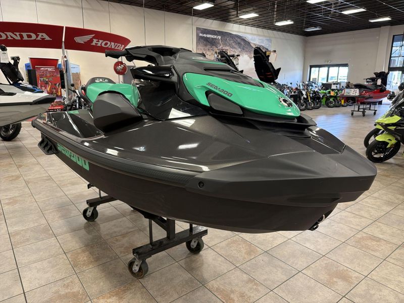 New 2026 Sea-Doo GTI SE 170 Image 12