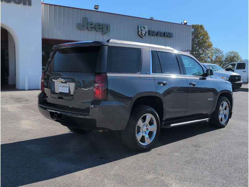 Used 2017 Chevrolet Tahoe LTImage 5