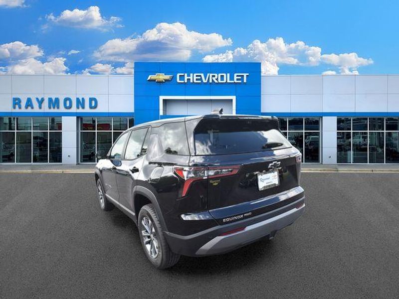 New 2026 Chevrolet Equinox LTImage 6