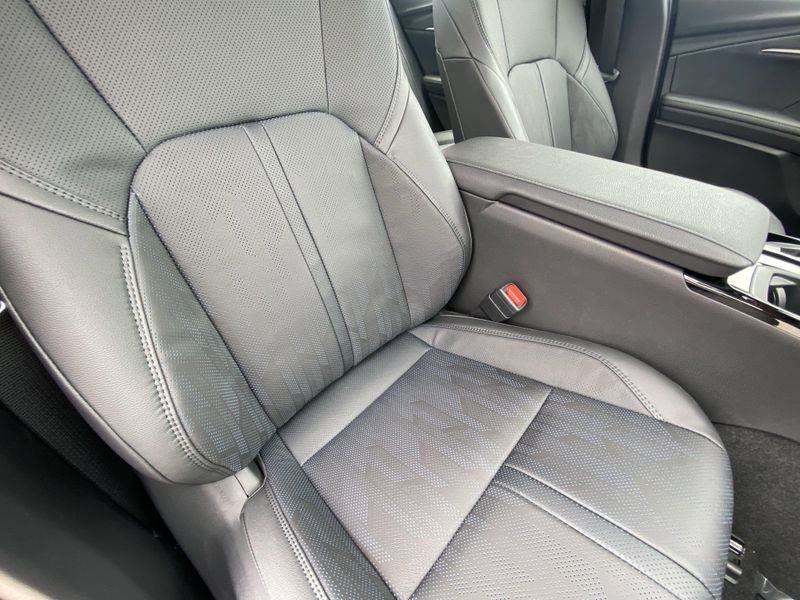 New 2025 Toyota Camry Image 11