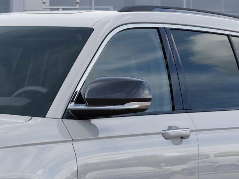 New 2026 Jeep Grand Cherokee L Limited 4x4Image 12