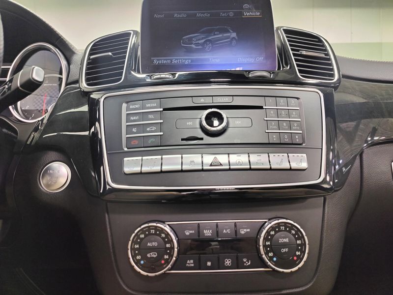 Used 2018 Mercedes-Benz AMG GLE 43 Premium 3 Night Pkg AWDImage 24