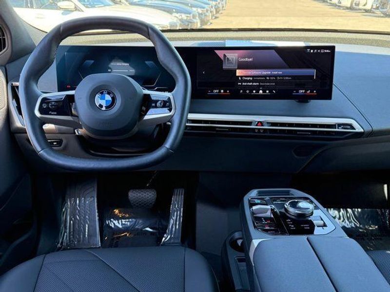 Used 2026 BMW iX xDrive45Image 30