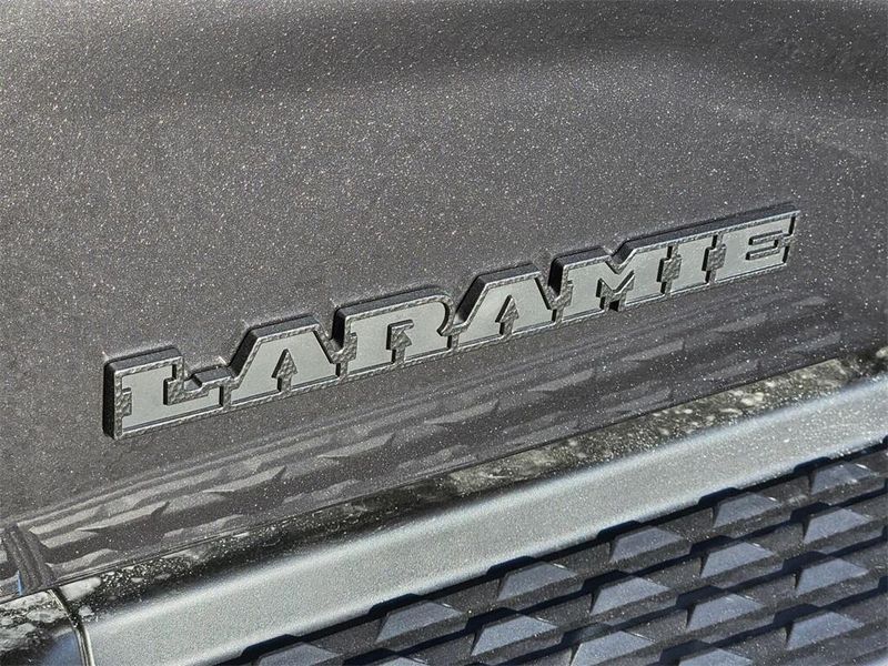 2024 RAM 3500 Laramie Crew Cab 4x4 8