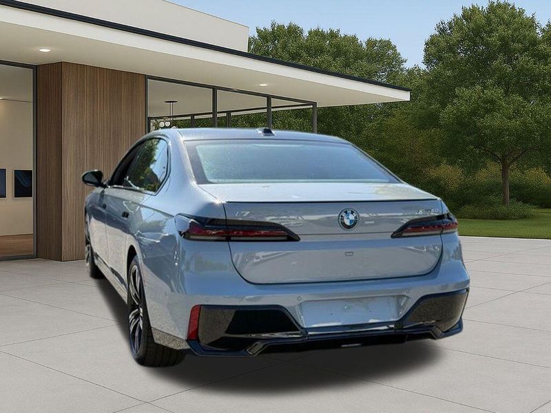 Used 2023 BMW i7 xDrive60Image 11