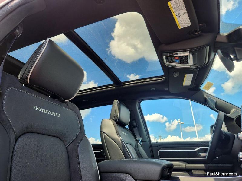 New 2026 RAM 1500 Laramie Crew Cab 4x4 5'7' Box