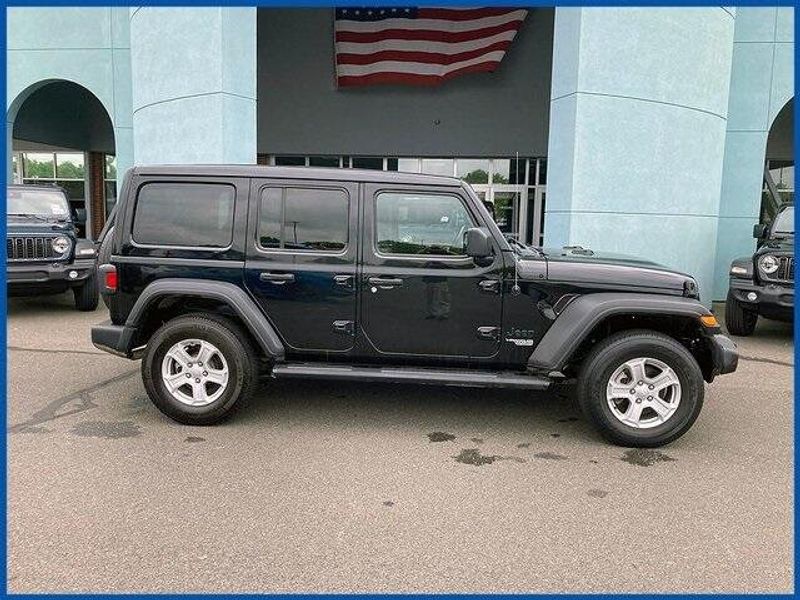 2021 Jeep Wrangler Unlimited Sport SImage 2
