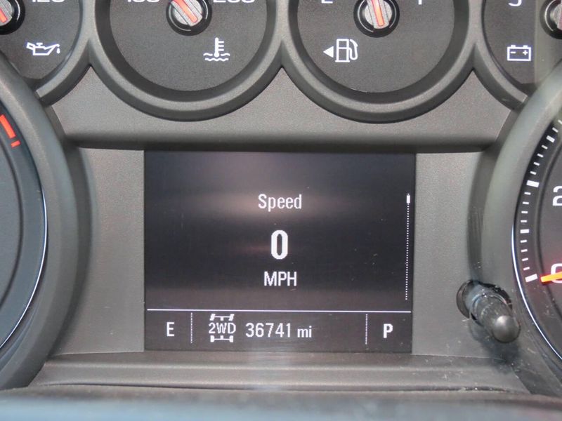 2022 Chevrolet Silverado 1500 Custom 4x4 4dr Crew Cab 5.8 ft. SBImage 13