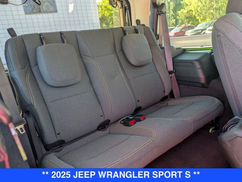 2025 Jeep Wrangler Sport S photo 35