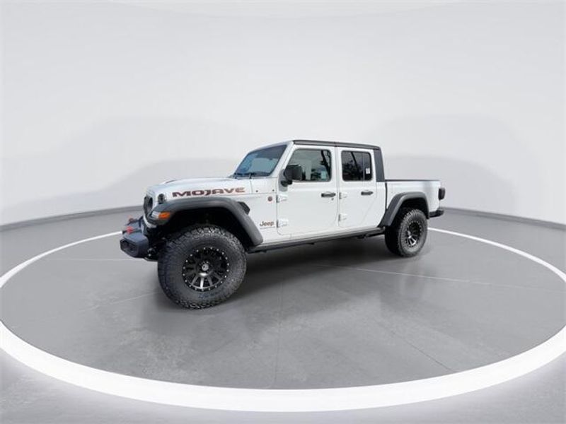 New 2025 Jeep Gladiator Mojave 4x4Image 4