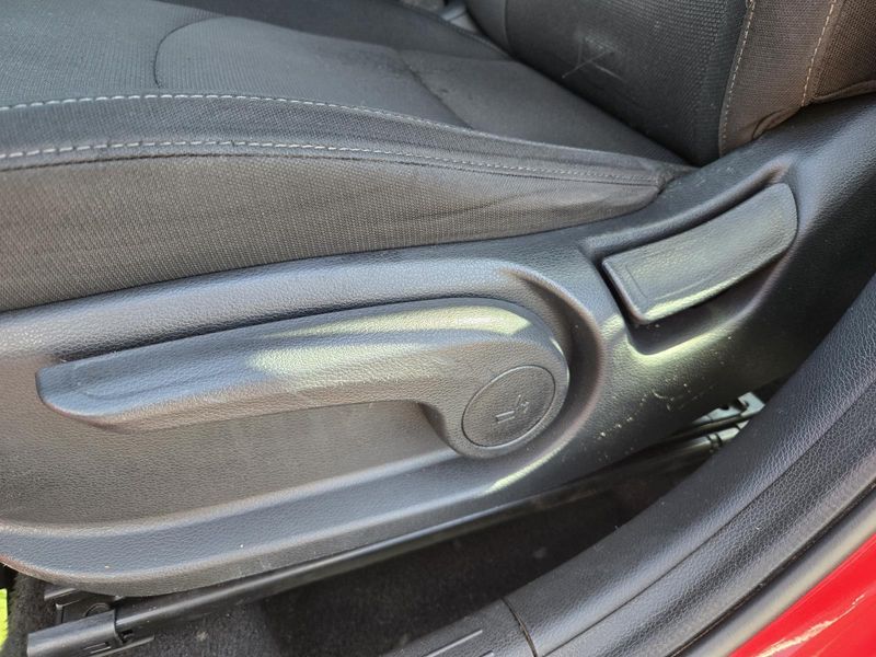 Used 2023 Kia Forte LXS IVT