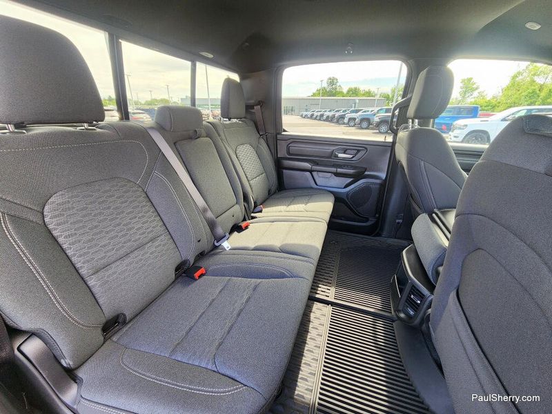 New 2026 RAM 1500 Warlock Crew Cab 4x4 5'7' Box