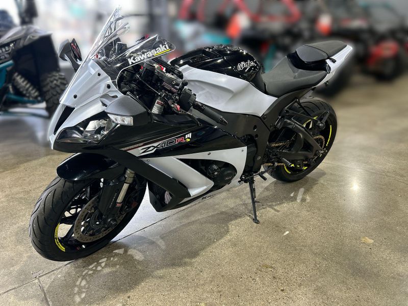 2013 Kawasaki NINJA ZX10R Image 15
