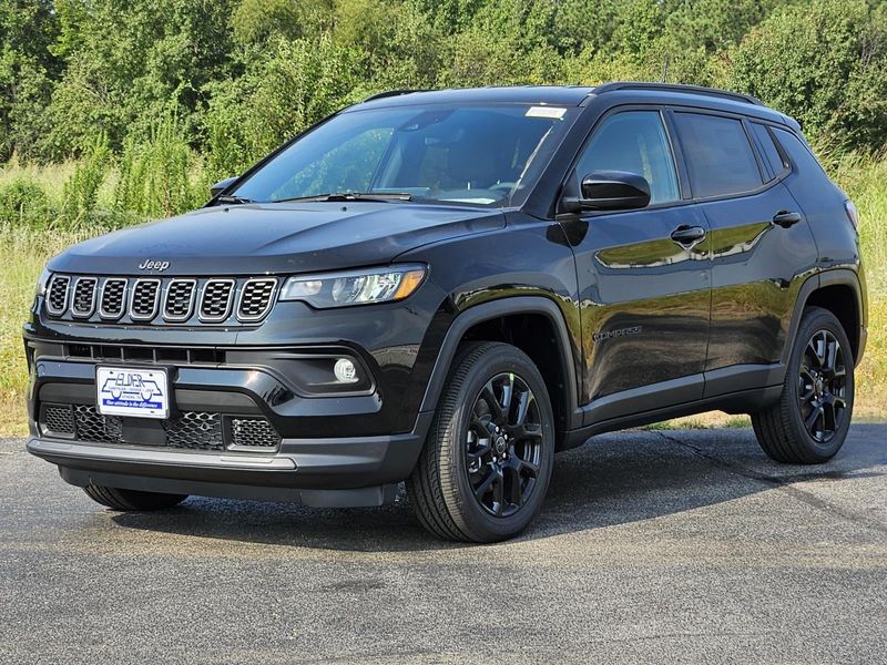 2025 Jeep Compass Latitude 4x4Image 3