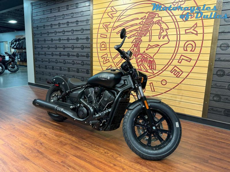 New 2025 Indian Motorcycle Scout Bobber Limited w&sol; Tech Pkg Image 2