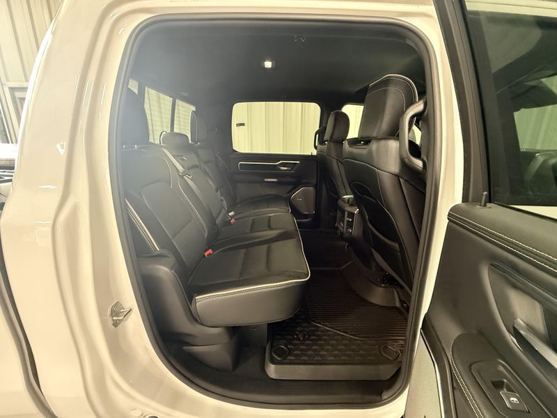 Used 2025 RAM 1500 LaramieImage 7