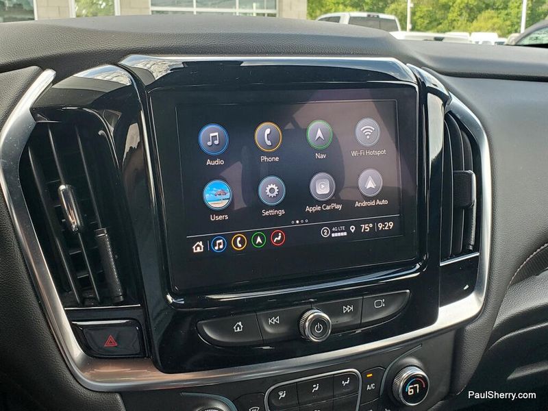 Used 2022 Chevrolet Traverse RS