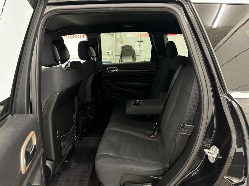 2015 Jeep Grand Cherokee LaredoImage 23