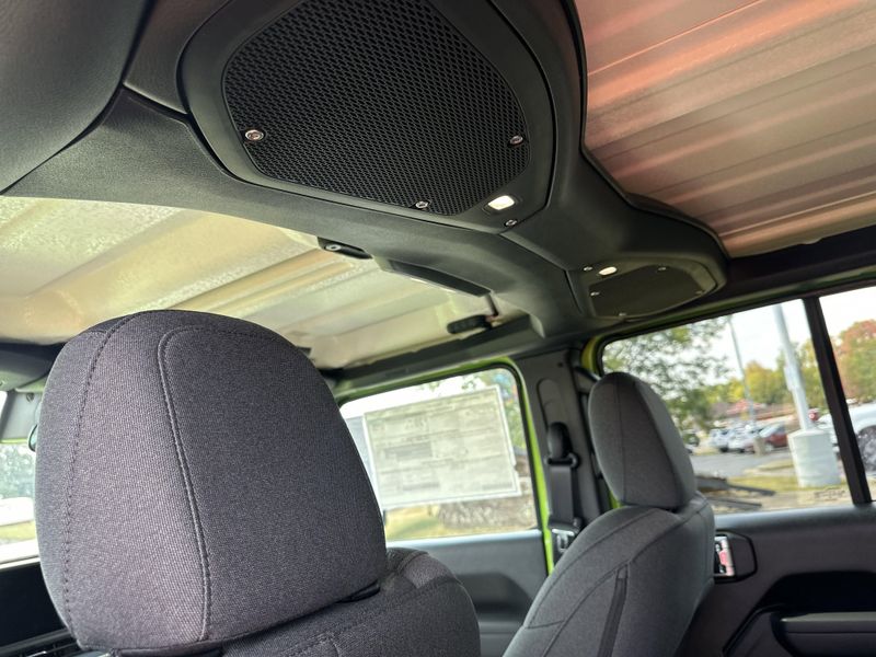 New 2025 Jeep Wrangler 4-door Sport SImage 15