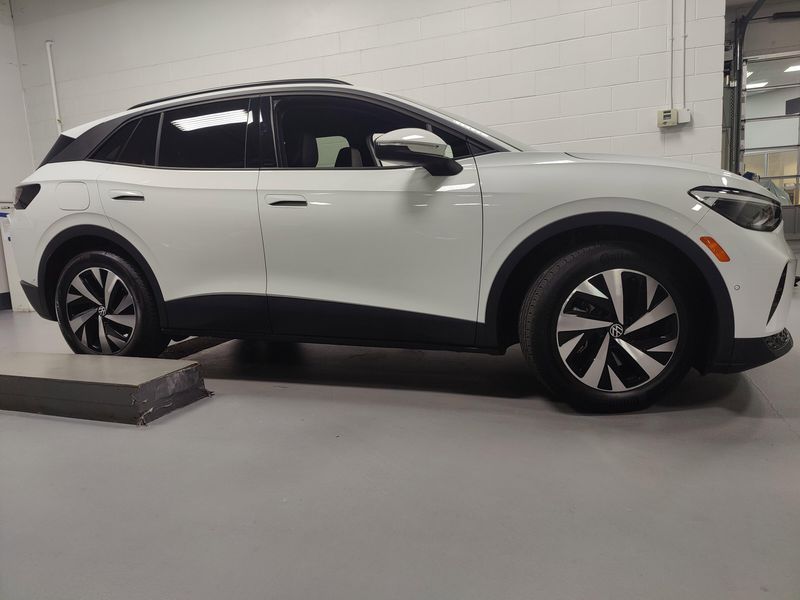 2023 Volkswagen ID.4 Image 4