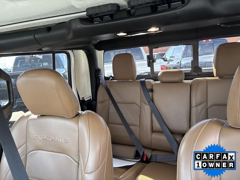 Used 2022 Jeep Gladiator OverlandImage 30