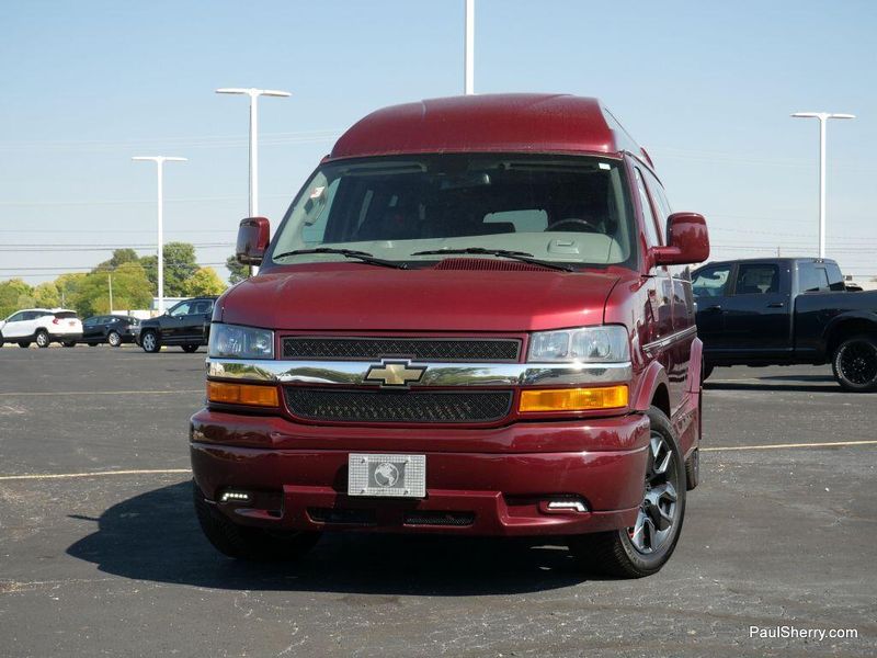 2024 Chevrolet Express Cargo 2500 photo 4