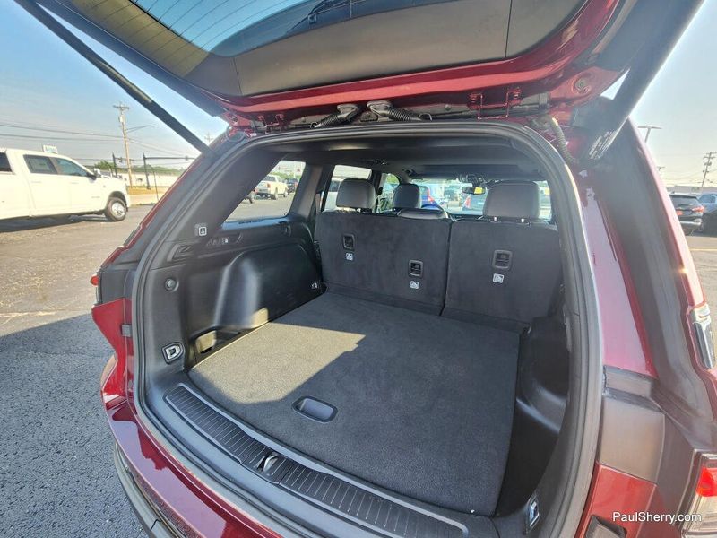 Used 2023 Jeep Grand Cherokee Altitude X