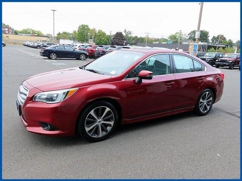 2017 Subaru Legacy 2.5iImage 1