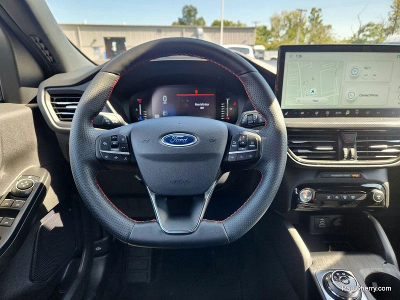 2024 Ford Escape ST-Line photo 28