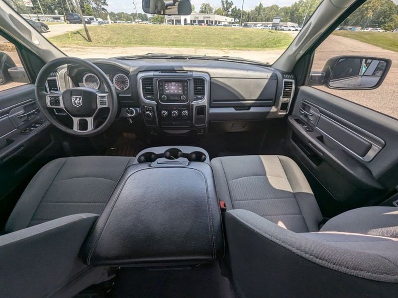 2022 RAM 1500 Classic SLTImage 16