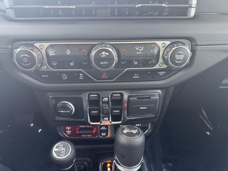 2025 Jeep Wrangler RubiconImage 22