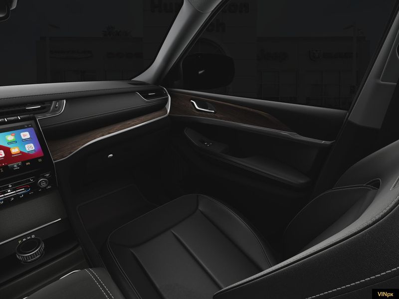 2025 Jeep Grand Cherokee Limited 4x2Image 19