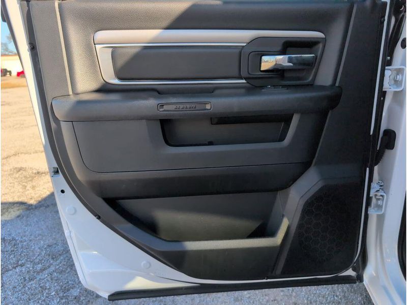 Used 2024 RAM 1500 Classic WarlockImage 30