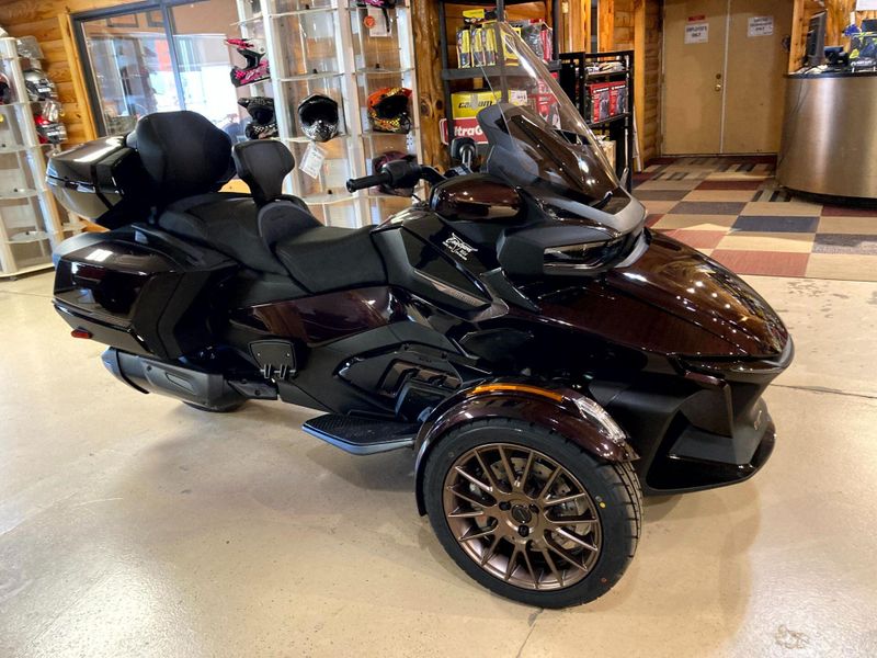 2025 Can-Am SPYDER RT SEATOSKY DUSK METALLIC Image 2