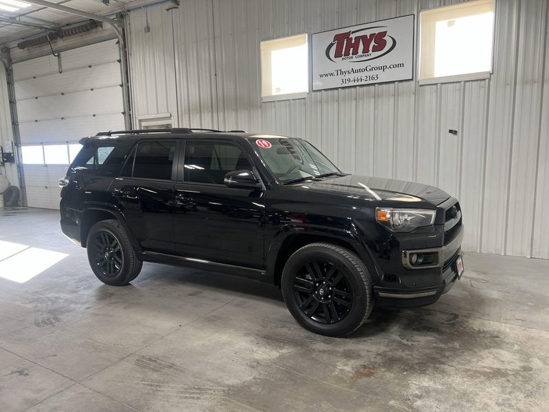 2019 Toyota 4Runner Limited NightshadeImage 3