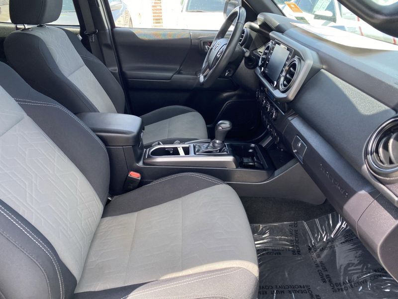 2020 Toyota Tacoma TRD SportImage 12