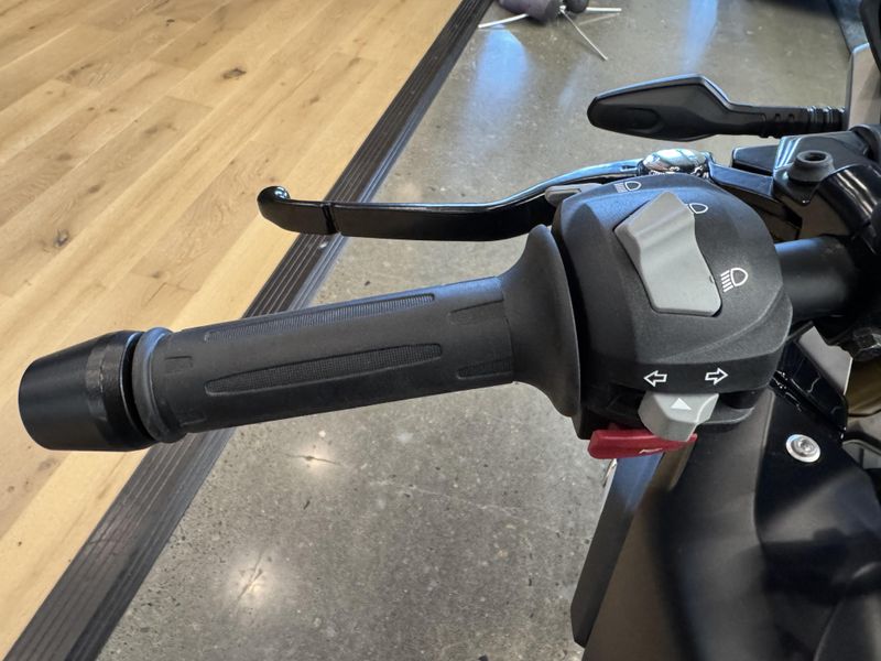 2024 BMW G 310 GS 