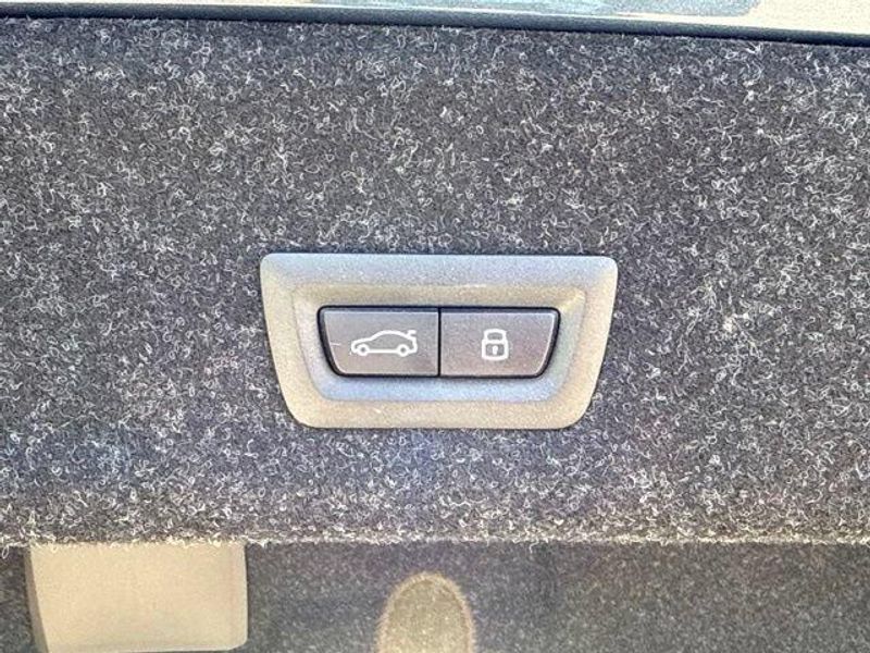 Used 2026 BMW 3 Series 330iImage 17