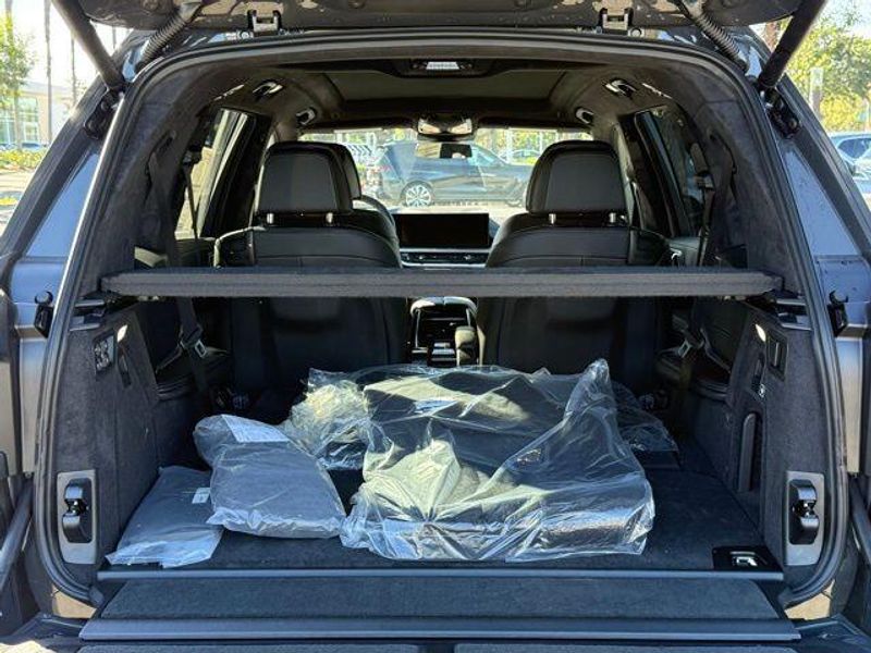 New 2026 BMW X7 xDrive40iImage 15