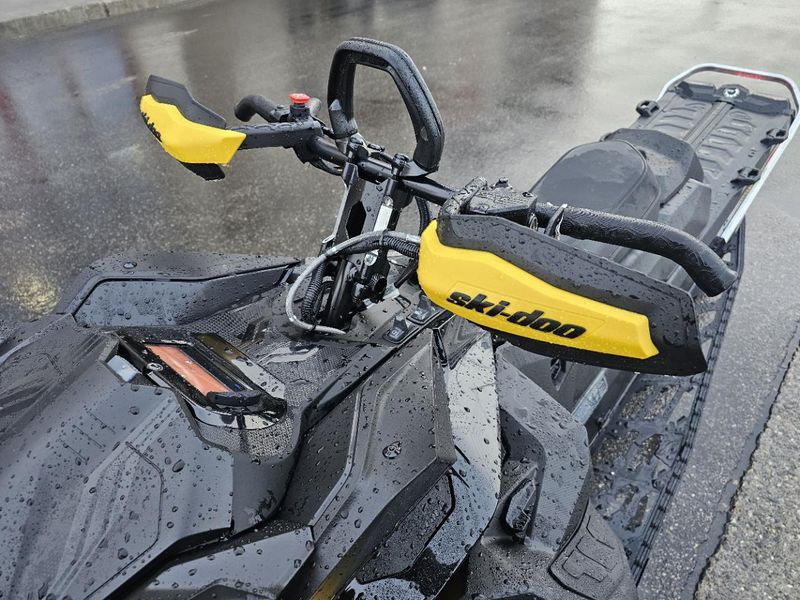2025 Ski-Doo SUMMIT NEOP 6EFI E HAC 146 175 